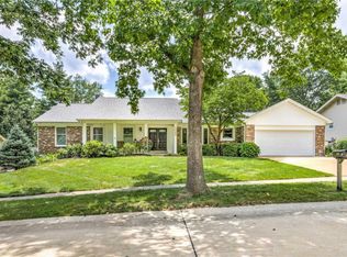 1463 Shagbark Ct, Chesterfield, MO