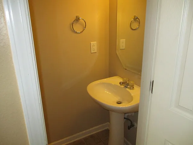 3828 Chippewa Pl — Photo 5