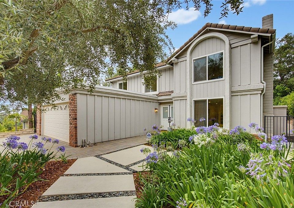 1st image of 2139 Lenore Dr