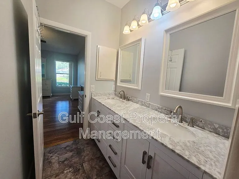 5808 Garden Lakes Dr — Photo 13