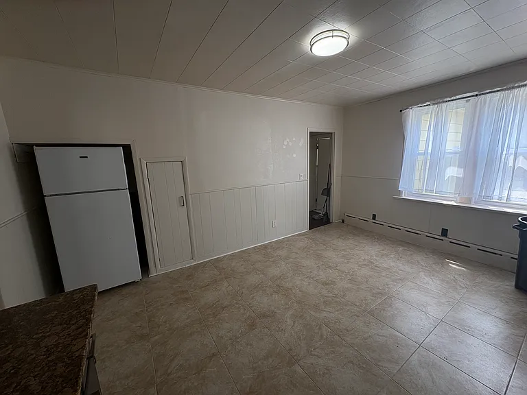 407 Hudson St #1 — Photo 11