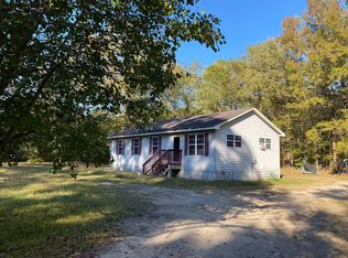 422 McNeil Ln, Moncks Corner, SC 29461