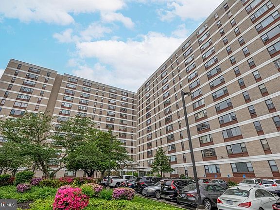 3rd image of 4600 Duke St APT 1009