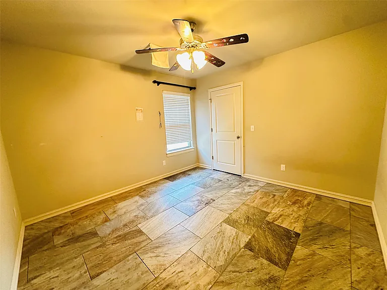8111 N 75th East Ave — Photo 16