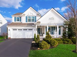 4514 Natural Trail Dr, New Albany, OH 43054