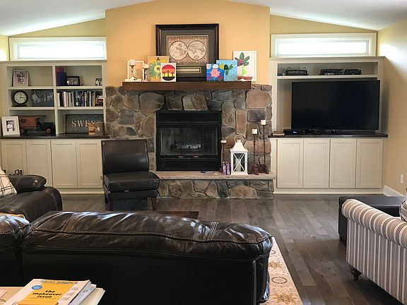 Family Room w/ Fireplace