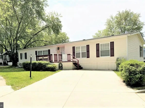 194 Edward Ln, Lothian, MD 20711