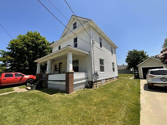 3rd image of 212 Mohican Ave