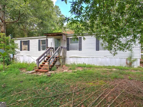 137 Oakwood Cir, Chatsworth, GA 30705