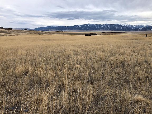 3rd image of 56 Montana Way