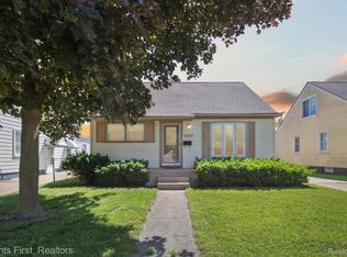 4375 Howe Rd, Wayne, MI 48184