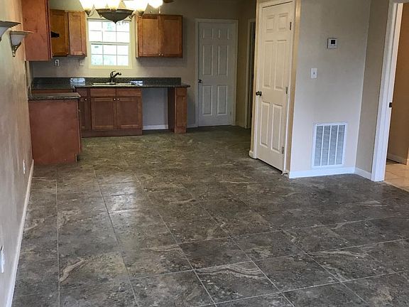 4th image of 30113 School St #D