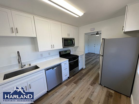 2nd image of 2250-2254 Garnet Ave #2252.5