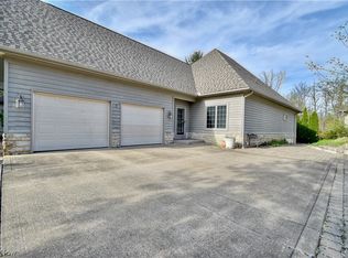 11109 Caddie Ln, Painesville, OH 44077