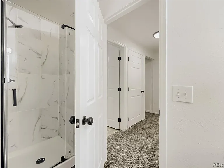 1190 Poplar Ave — Photo 15
