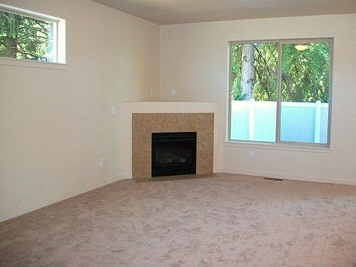 2nd image of 7619 NE 60th Way