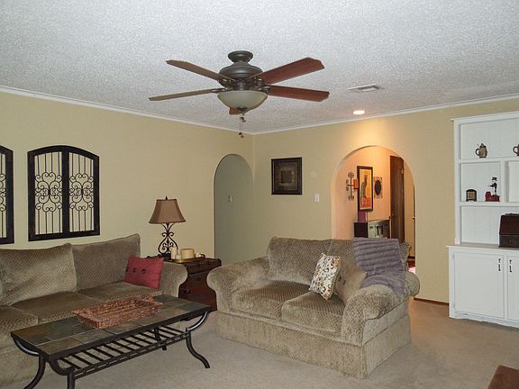5th image of 2305 NE Garden Ln