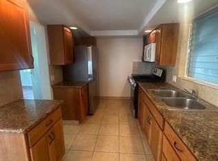 2488 Waiomao Rd APT C, Honolulu, HI 96816