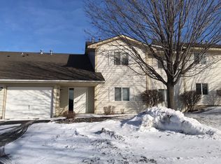6260 Magda Dr N #B, Maple Grove, MN 55369