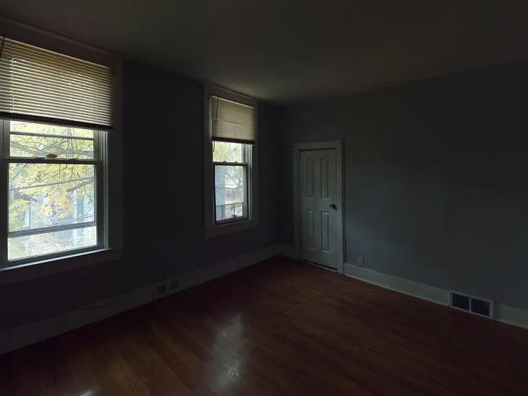 10 Locust St — Photo 12