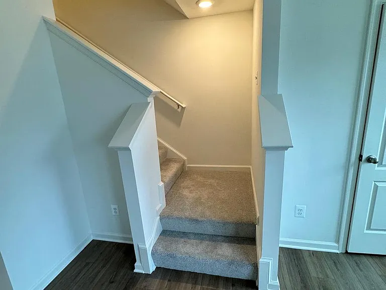 120 Tuxford Rd — Photo 16