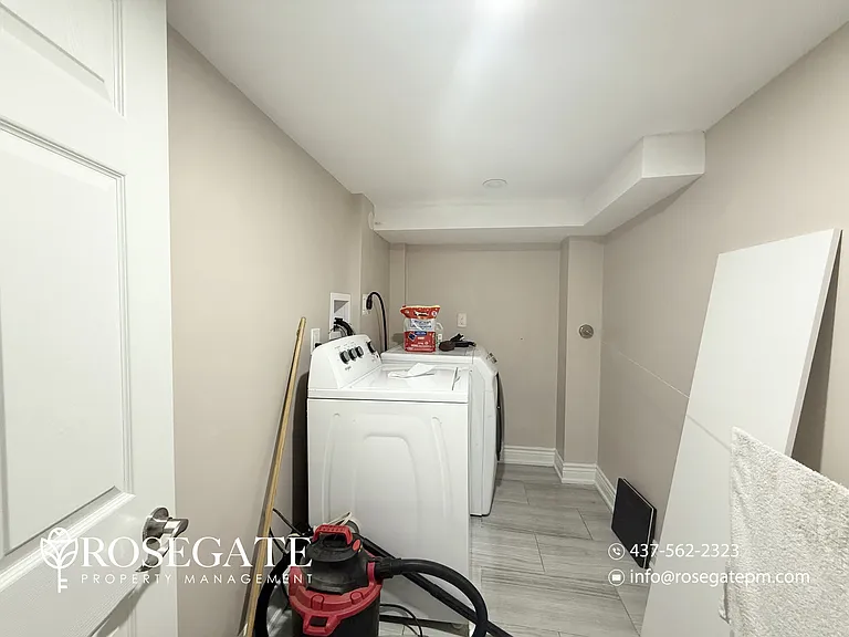 2565 Bridle Rd S #2 — Photo 12