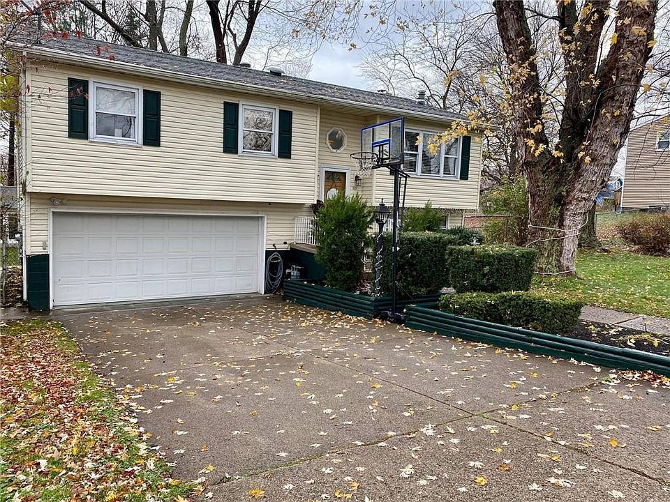 1st image of 1026 E 31st St