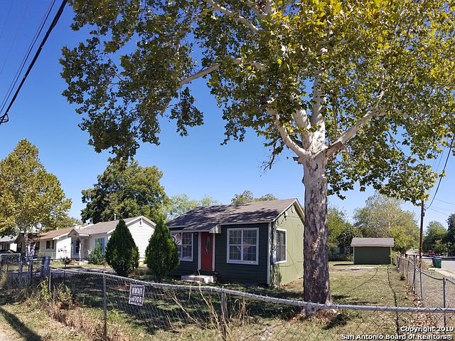 1st image of 2634 Pecan Valley Dr