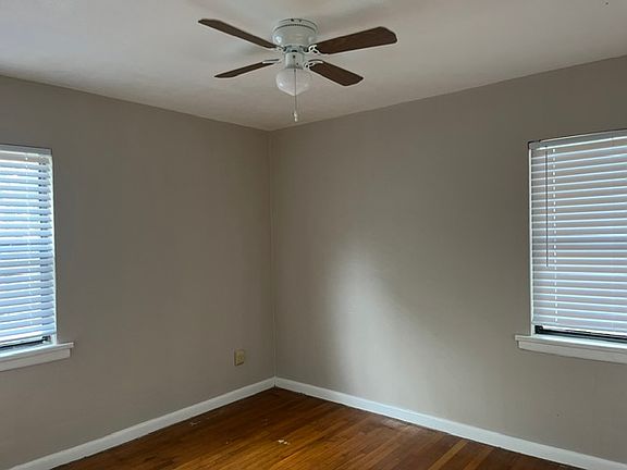 2nd image of 108 San Carlos Ave