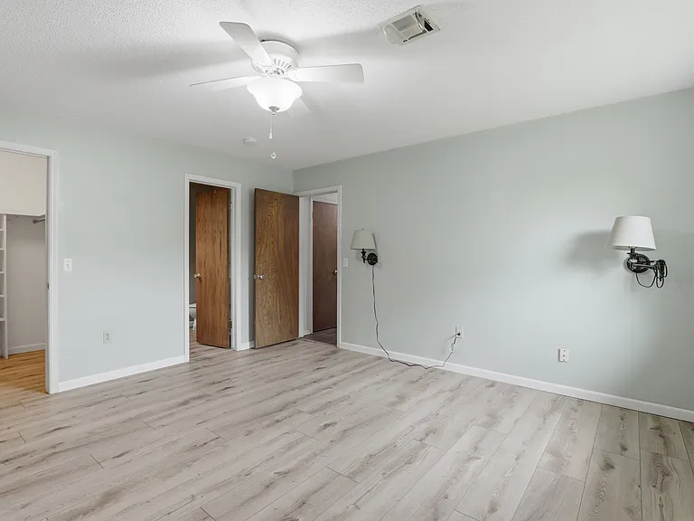 15 Preston Cir — Photo 15