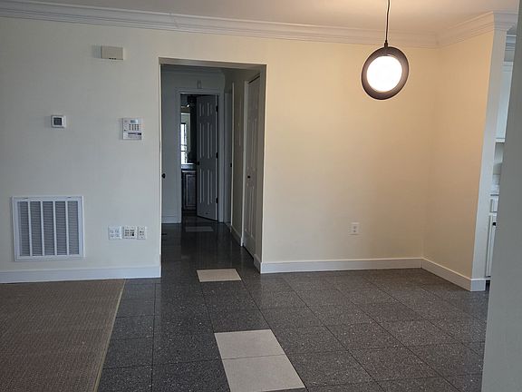 4th image of 4150 Crab Apple Ct #4150