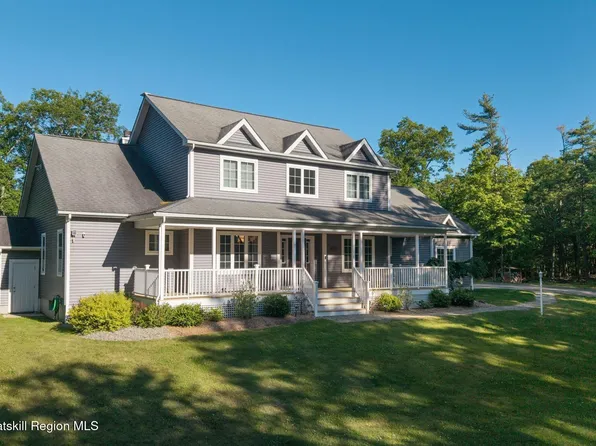 33 Cranberry Lane, Saugerties, NY 12477
