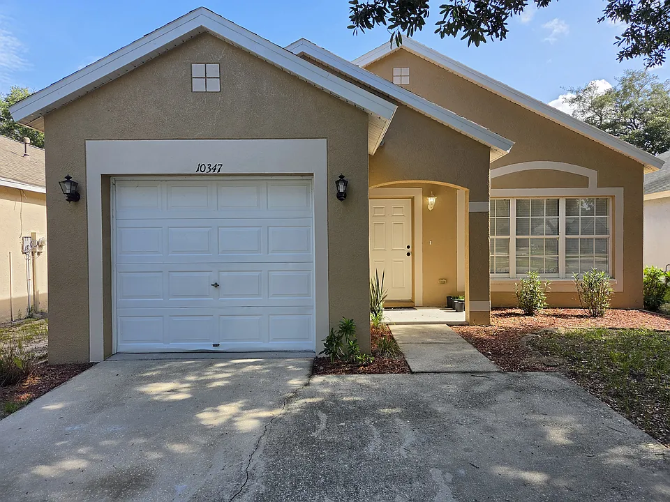 10347 Lakeside Vista Dr
