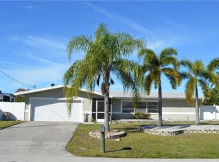 262 Salem Ave NW, Port Charlotte, FL 33952