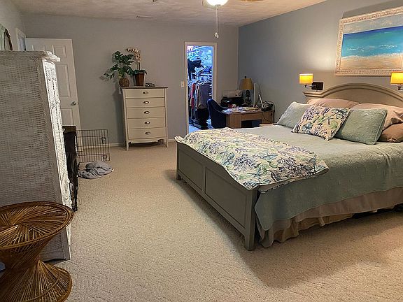 5th image of 702 Hornswood Ct