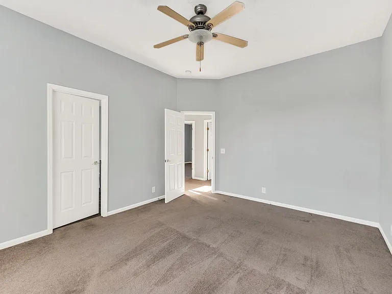121 Deer Ridge Ln — Photo 36