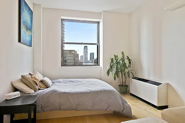 Rented by Nest Seekers International | media 36