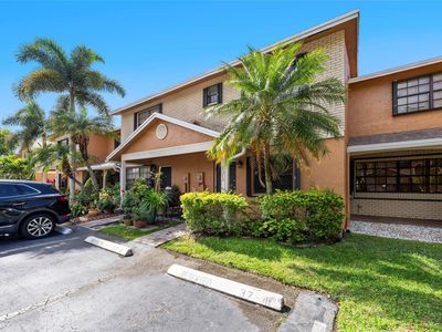 10372 NW 3rd Street, Pembroke Pines, FL, 33026