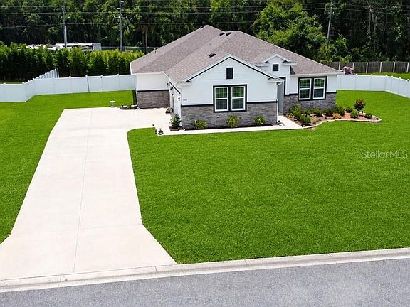 2nd image of 1340 SE 63rd Court Rd
