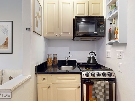2nd image of 188 E 93rd St APT 4A