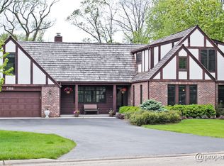 588 Happ Rd, Northfield, IL 60093