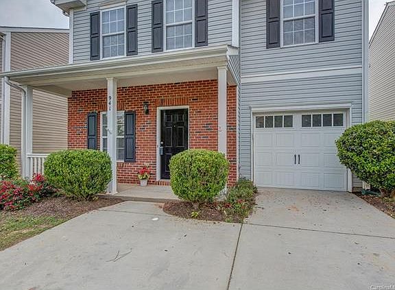 3rd image of 941 Willow Creek Dr