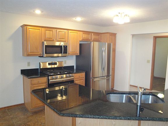 2nd image of 13134 Foxglove Ln