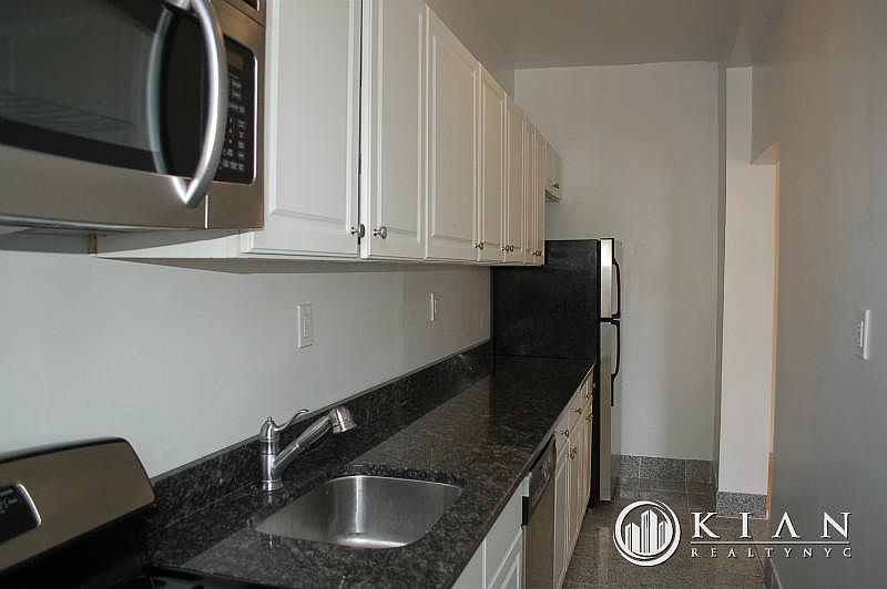 1st image of 100 Lefferts Ave APT 1B