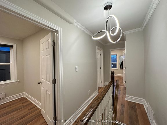 5th image of 151 Dynevor Rd