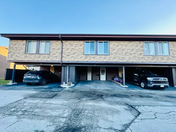 31 Cour Versaille, Palos Hills, IL 60465