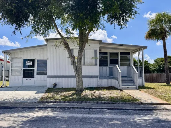 3330 5th Ave, Mims, FL 32754