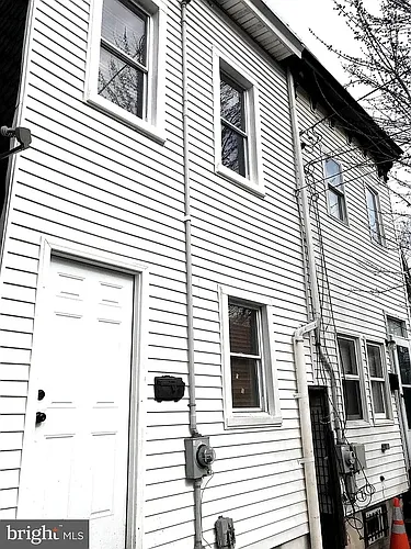 322 Union St Photo 1