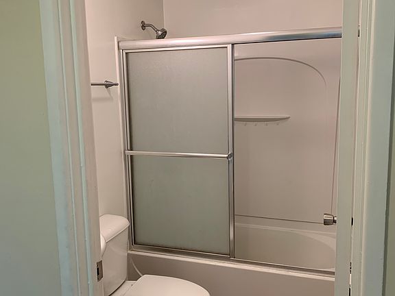 3rd image of 1039 21st Ave