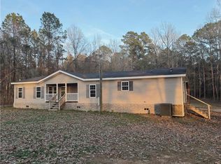 467 Newsome Rd, Pineville, LA 71360